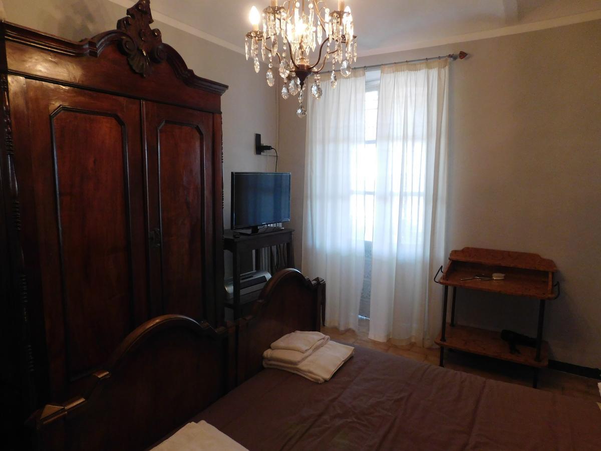 Il Duca Bianco Hotel Calosso Bagian luar foto