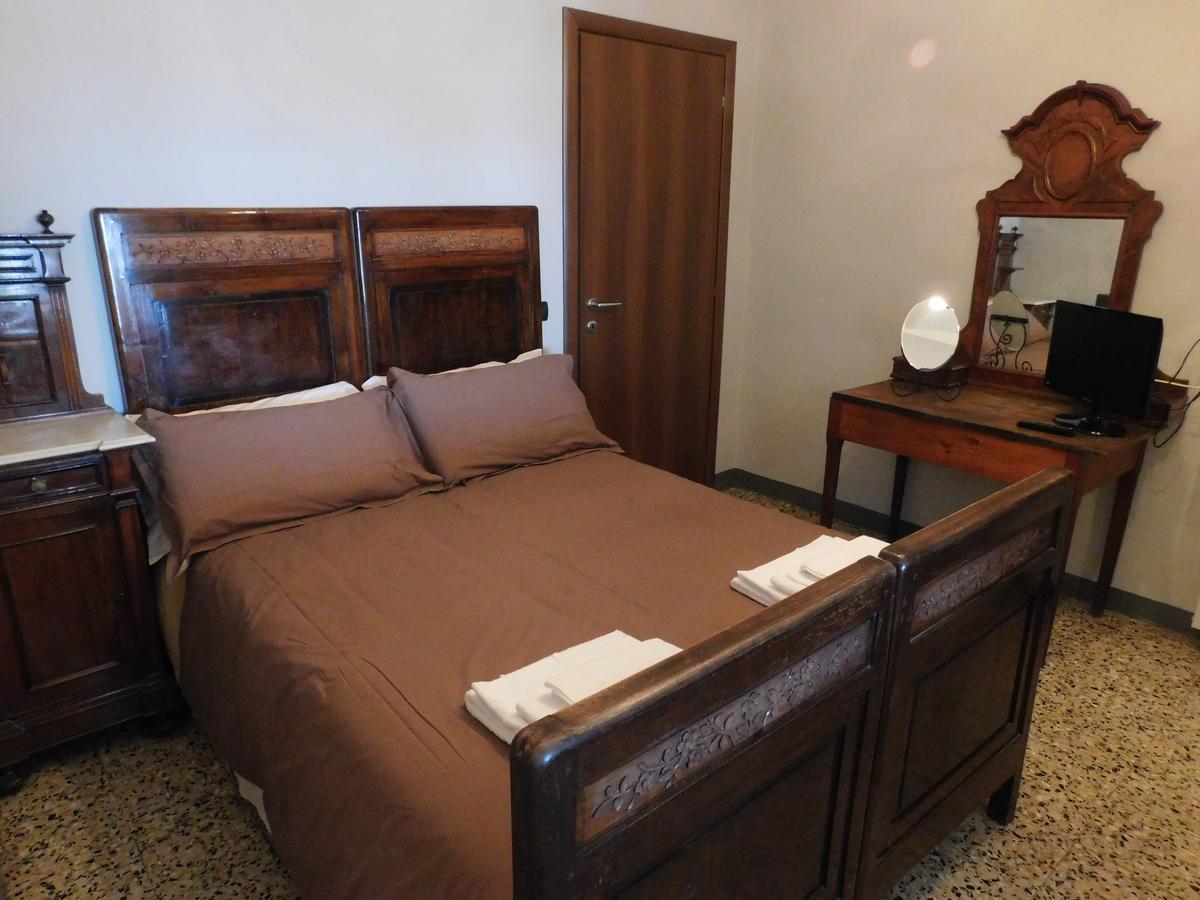 Il Duca Bianco Hotel Calosso Bagian luar foto