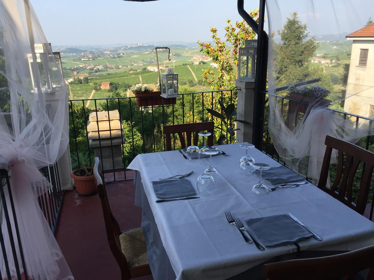 Il Duca Bianco Hotel Calosso Bagian luar foto